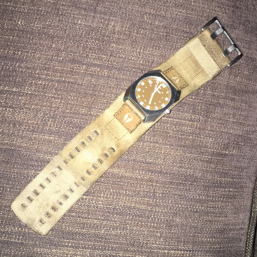 Nixon watch